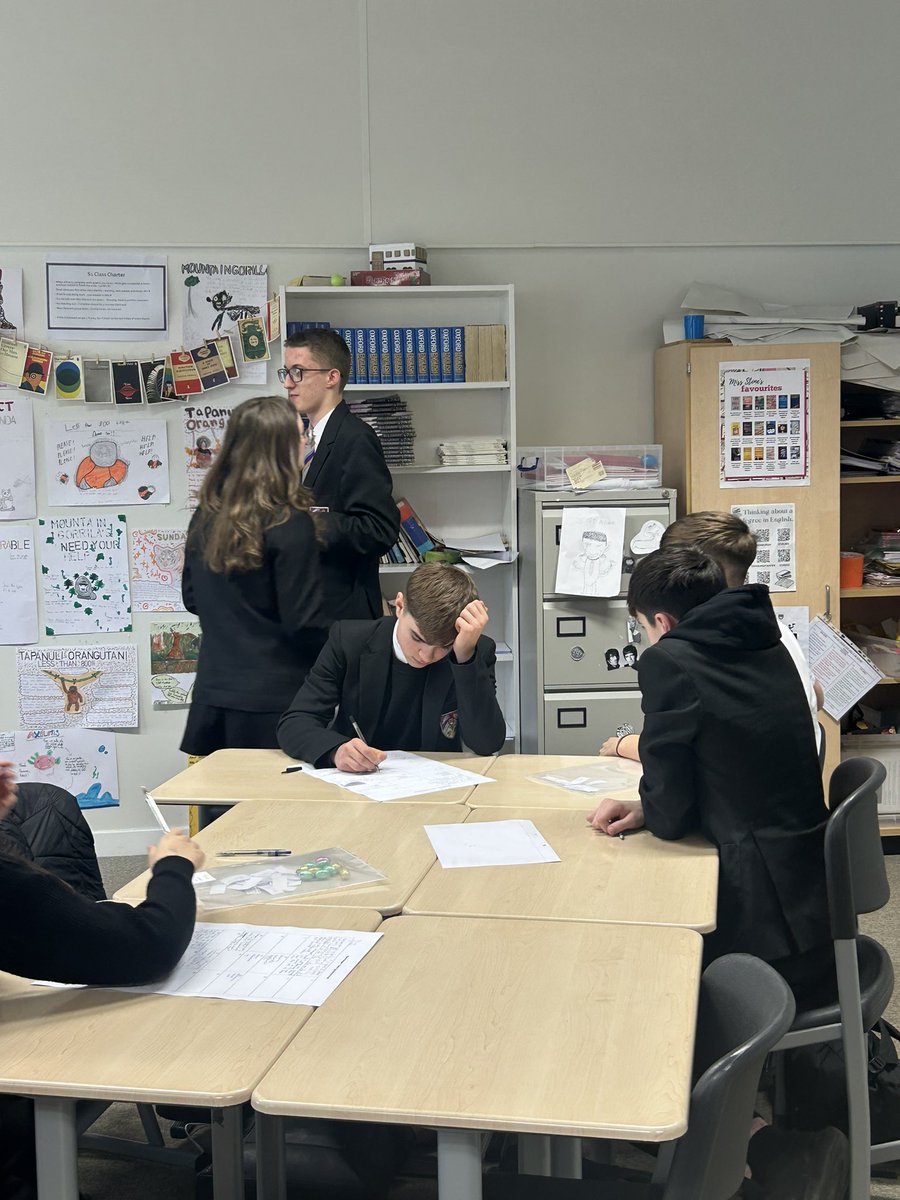 Miss Stone tweet media