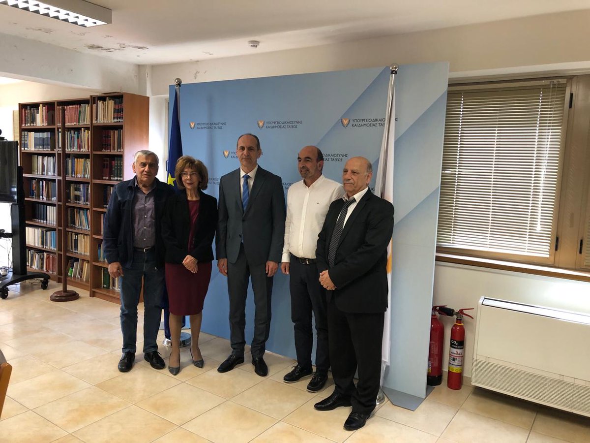 Συνάντηση του ΥΔΔΤ με αντιπροσωπεία του Ινστιτούτου Δημογραφικής και Μεταναστευτικής Πολιτικής Κύπρου. Συζητήθηκαν θέματα που άπτονται των αρμοδιοτήτων του Υπουργείου.