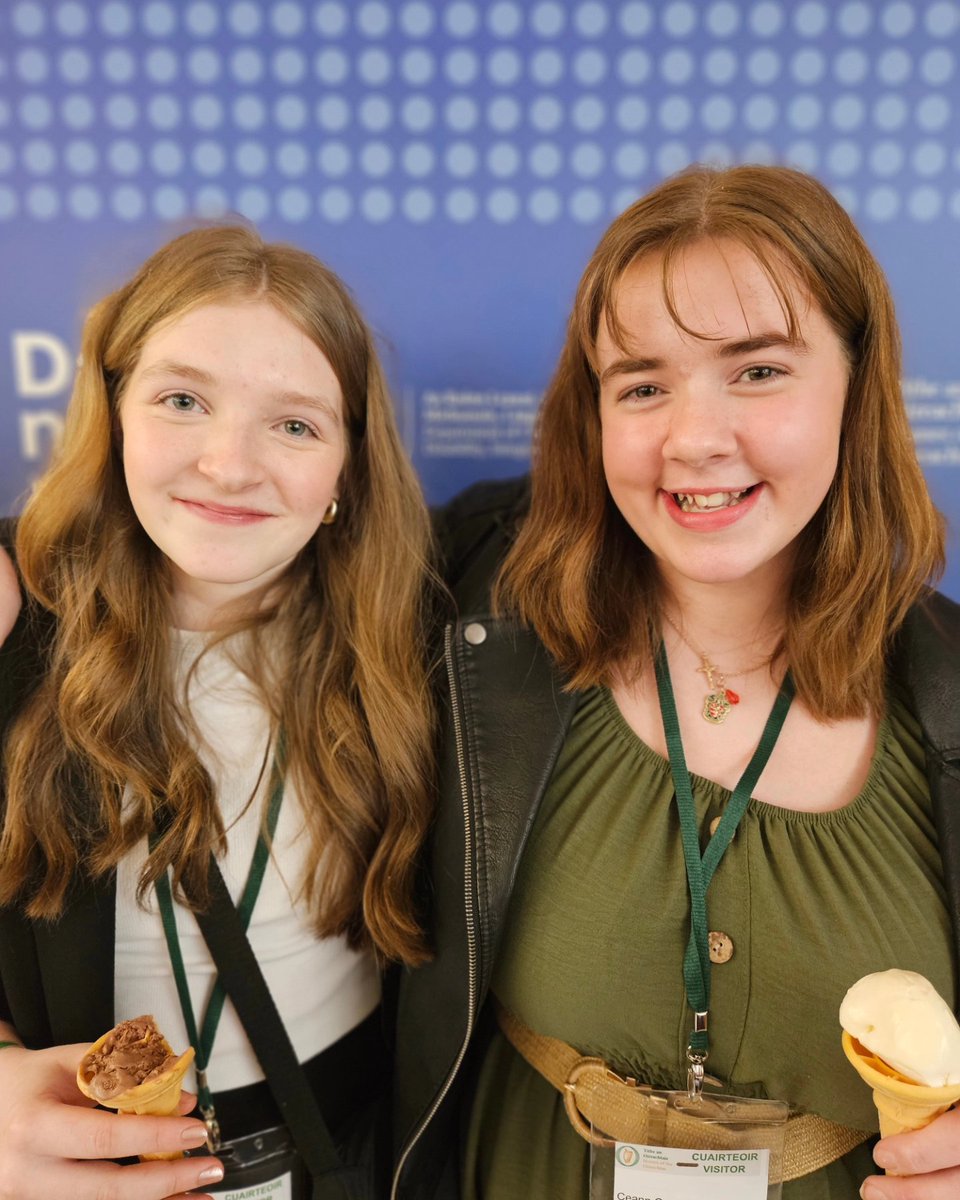 📸 🍦Happy Dáil na nÓg delegates after lunch and treats in the Members Restaurant before heading to workshops. #dáilnanóg @dcediy @OireachtasNews