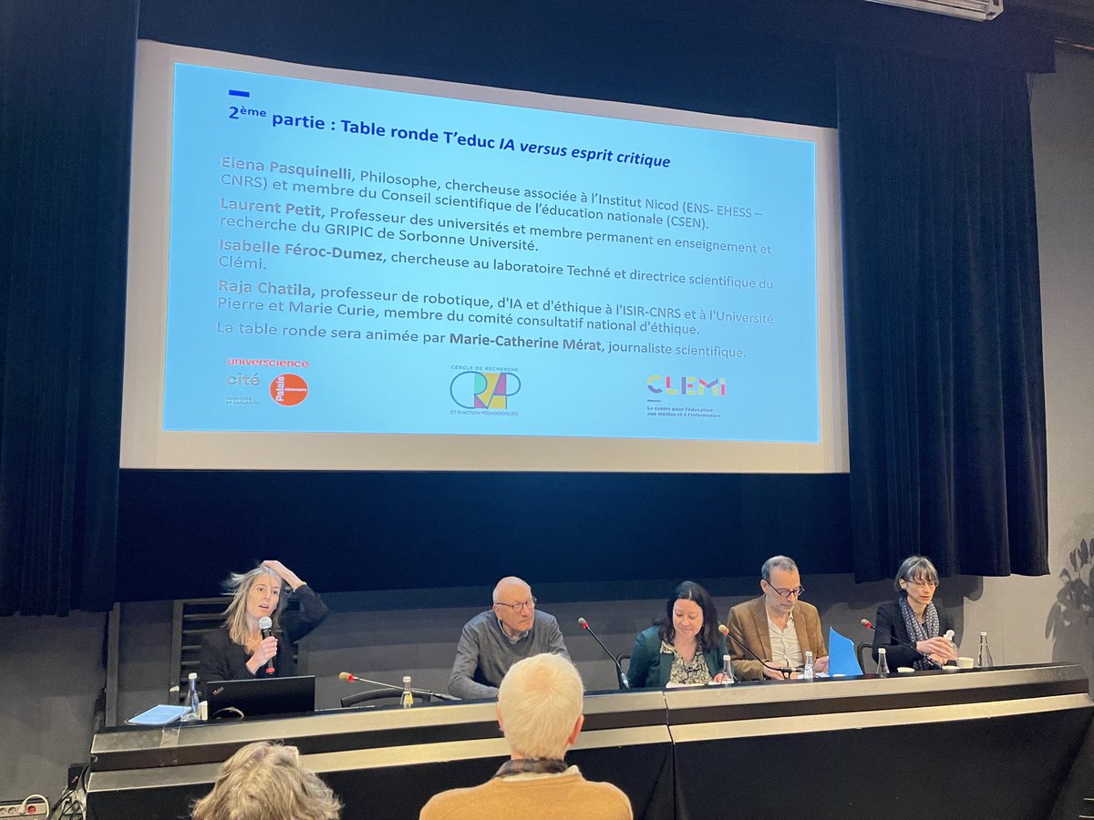 semioEye's tweet photo. Très belle table ronde sur «IA, esprit critique et pédagogie »pour l’événement du CLEMi Sup à la Cité des sciences lors de l’événement de l’esprit critique.Des enseignants du secondaire, chercheurs, acteurs de la médiation culturelle sont présents
#clemi #Gripic https://t.co/gIui2n6Ojh