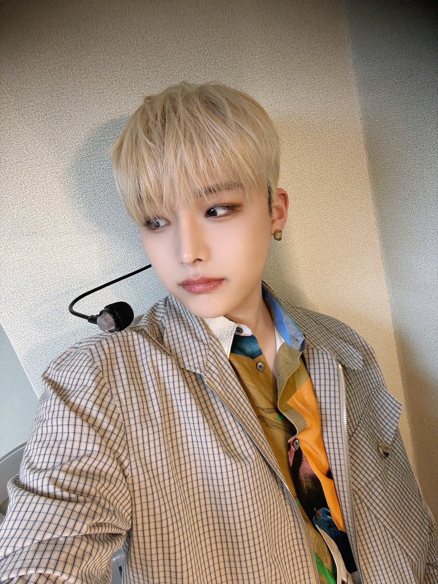 XODIAC_MEMBERS's tweet photo. [#렉스] 

쏘블리들 내가 꽃길만 걷게 해줄게 ! 평생 함께하쟈 💚🫣🫶

#XODIAC #소디엑 #LEX #렉스 https://t.co/uJG5aHOEED