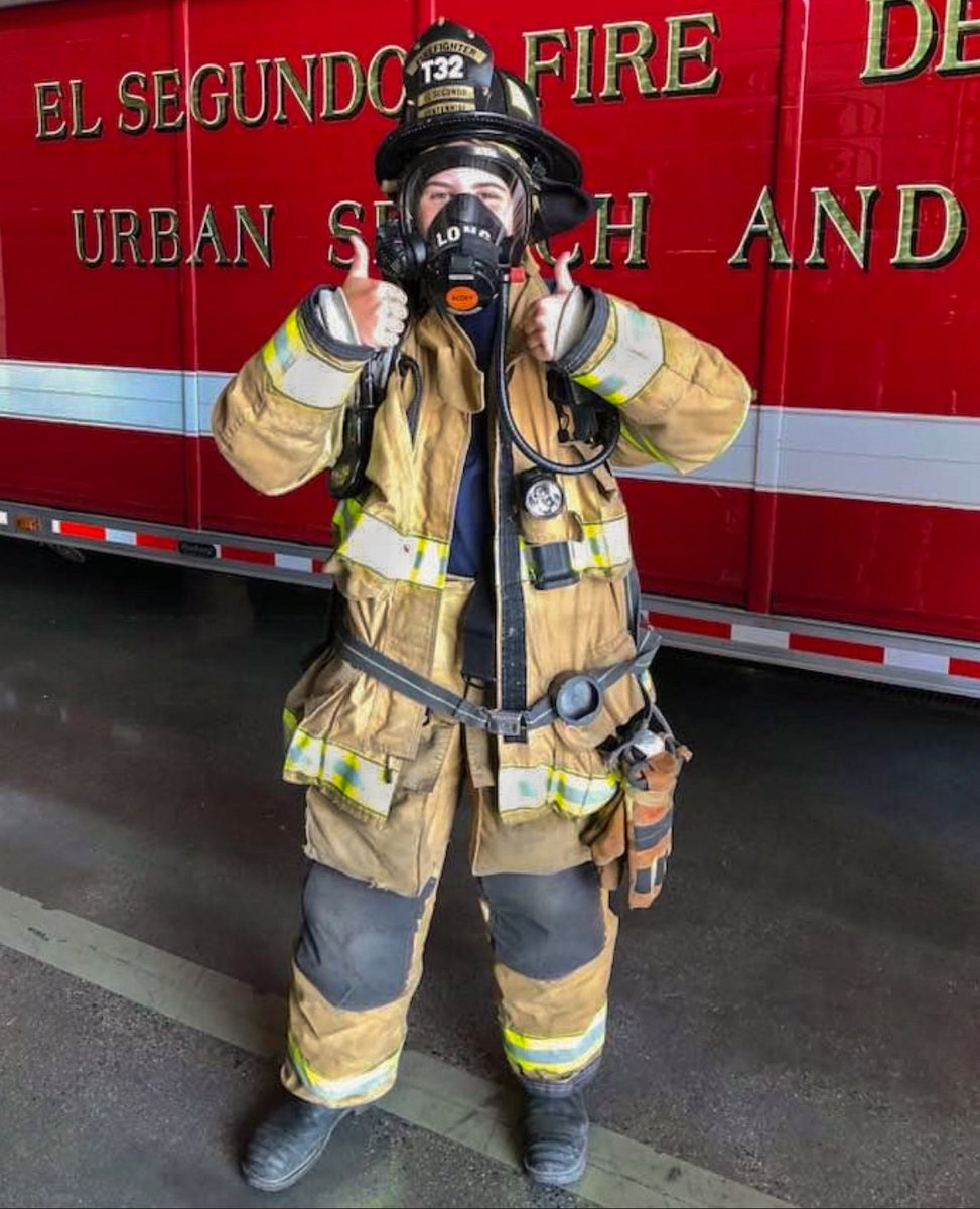 Supporting the next generation of first responders! 🧑‍🚒 If you're looking to pursue a career in firefighting, law enforcement, or emergency medical services, apply for our scholarship program here: learnmore.scholarsapply.org/firehousesubsf…