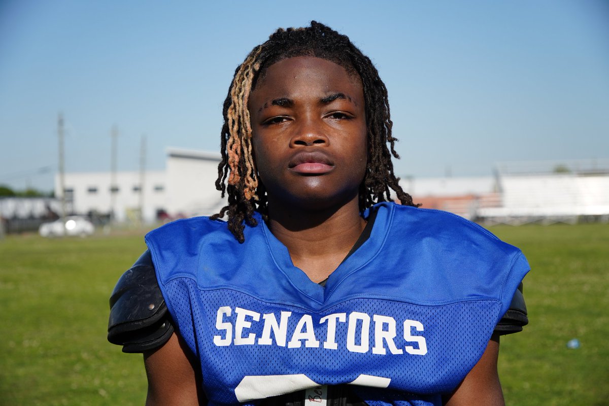 TheOldCoach's tweet photo. #SpringFootball24: KIPP Sunnyside
26' DB Adrian Bernard impact may not show up in the stat sheet but he produces at a high level. Bernard was a leader on a championship defense during his sophomore season. This kid excels in many coverages.
- High IQ
‐ Versatility
- Quick Hips https://t.co/cvuUJjBkwe