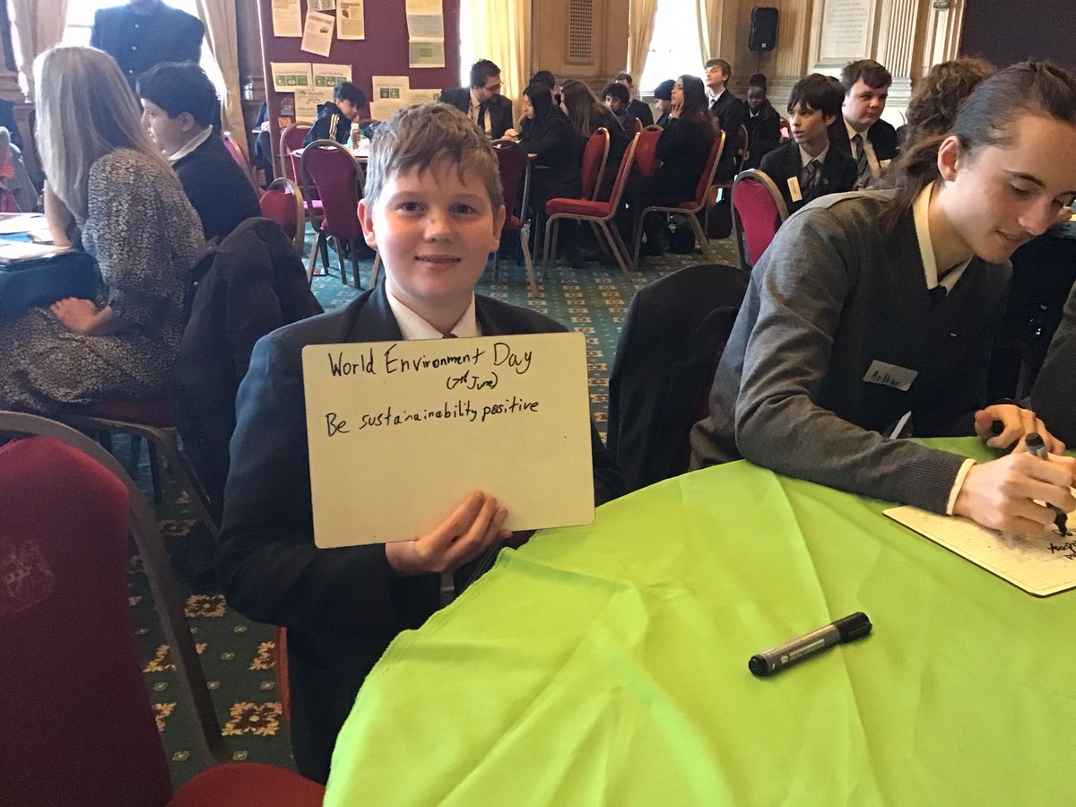 Leeds DEC tweet media