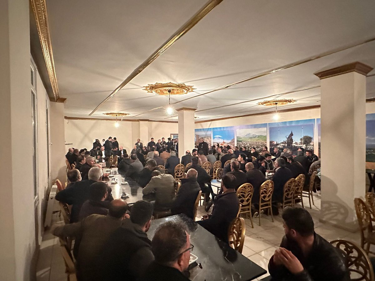 Vefat eden Ağrı Tutaklı hemşehrimiz 
Fatih Solmaz’ın Esenyurt’taki taziyesine katıldık.
Allah rahmet eylesin..
Allah ailesine sabır versin…