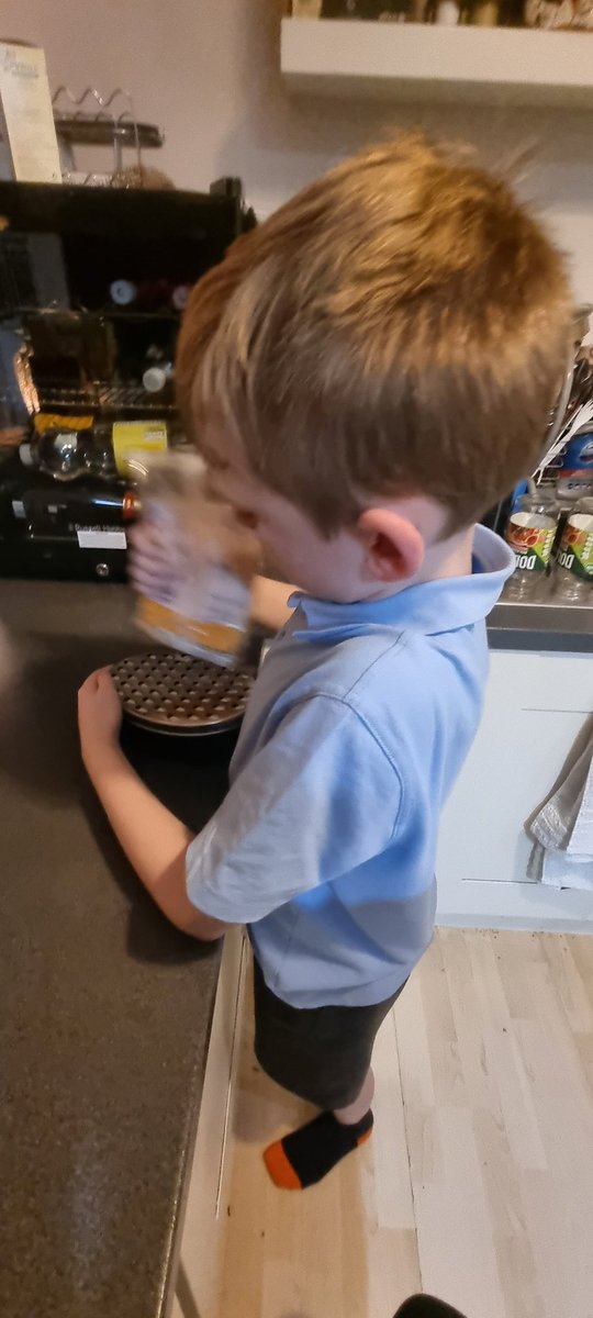 DJM0610's tweet photo. Pleased as punch, cooking his own dinner this evening. 🍝
@MissV_Holland @Mrs_Mcburnie_TA @Inspire_Ashton https://t.co/be5IQOv0nt