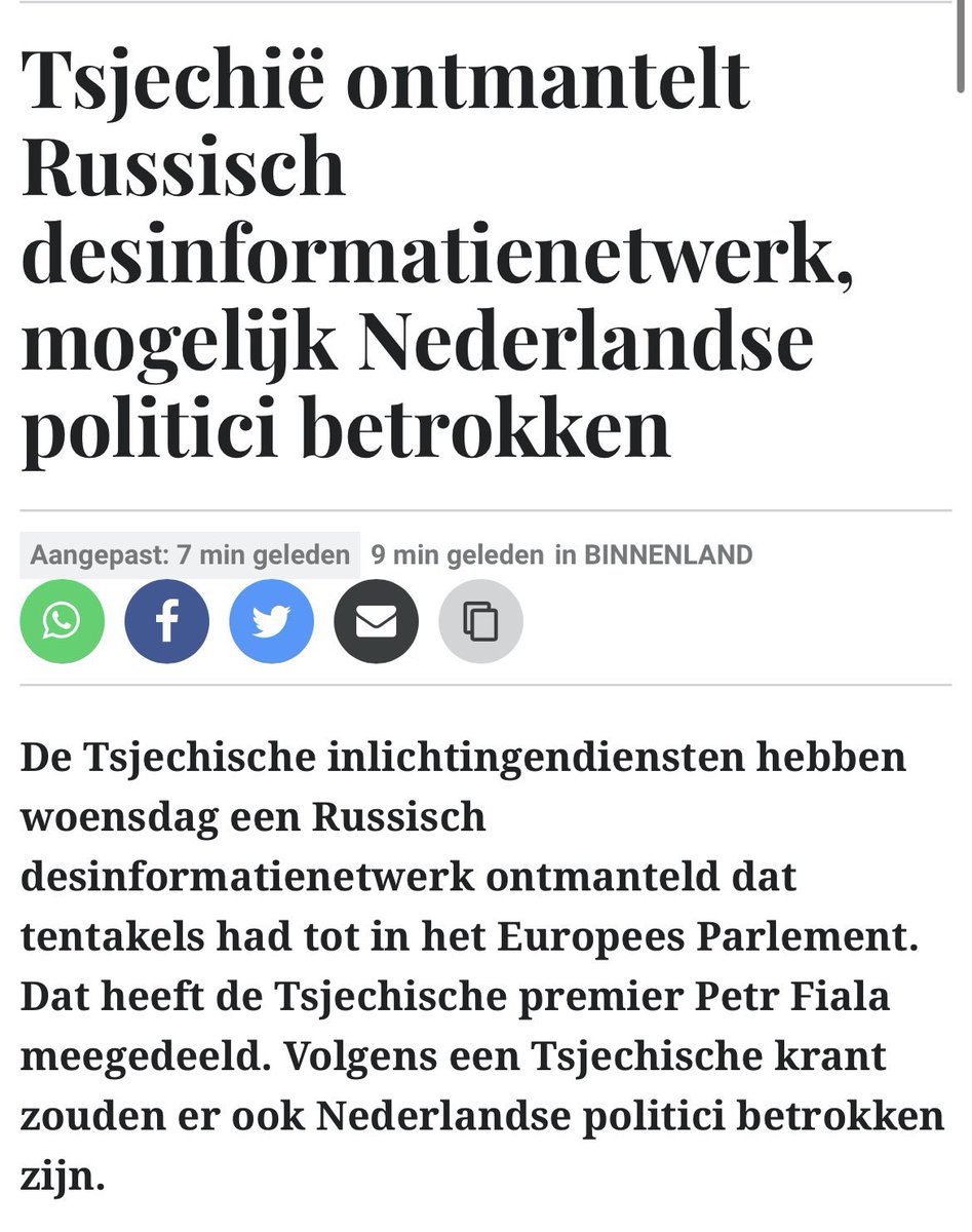 Friendly reminder: De #PVV stemde als enige tegen een motie die opriep onderzoek te doen naar politici die mogelijk gefinancierd zijn door Rusland. #Baudet #Wilders #Klaver #Bosma