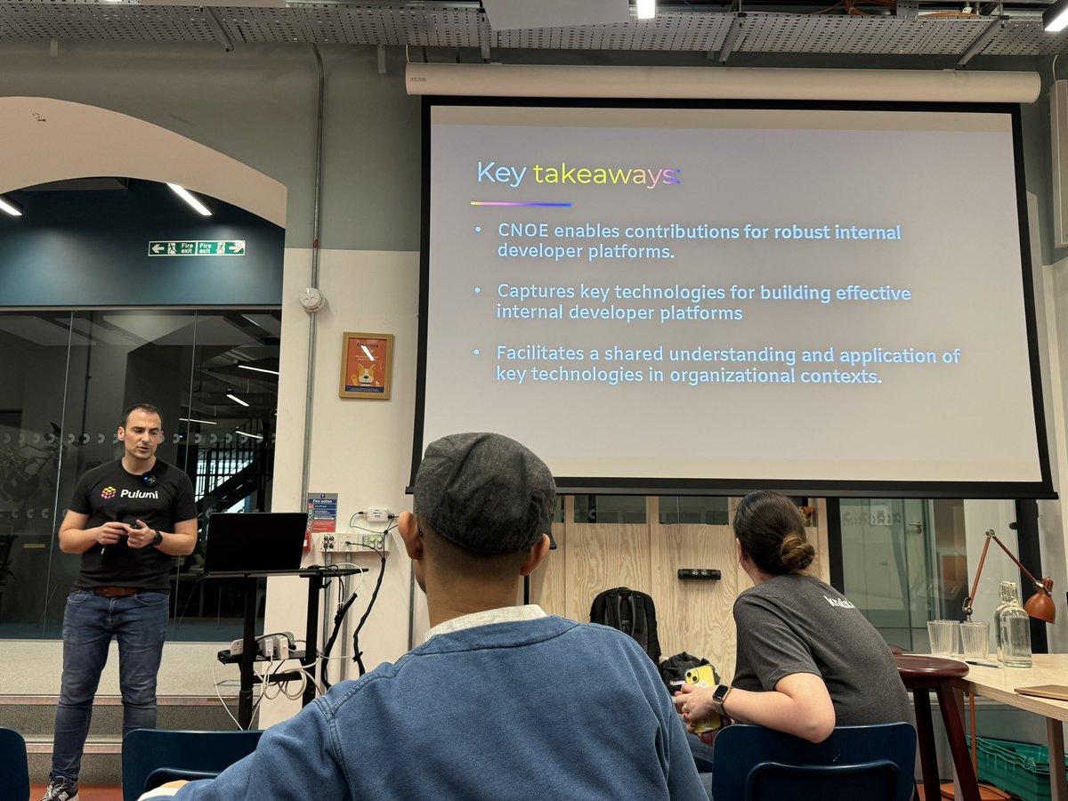 Daniel Bryant tweet media