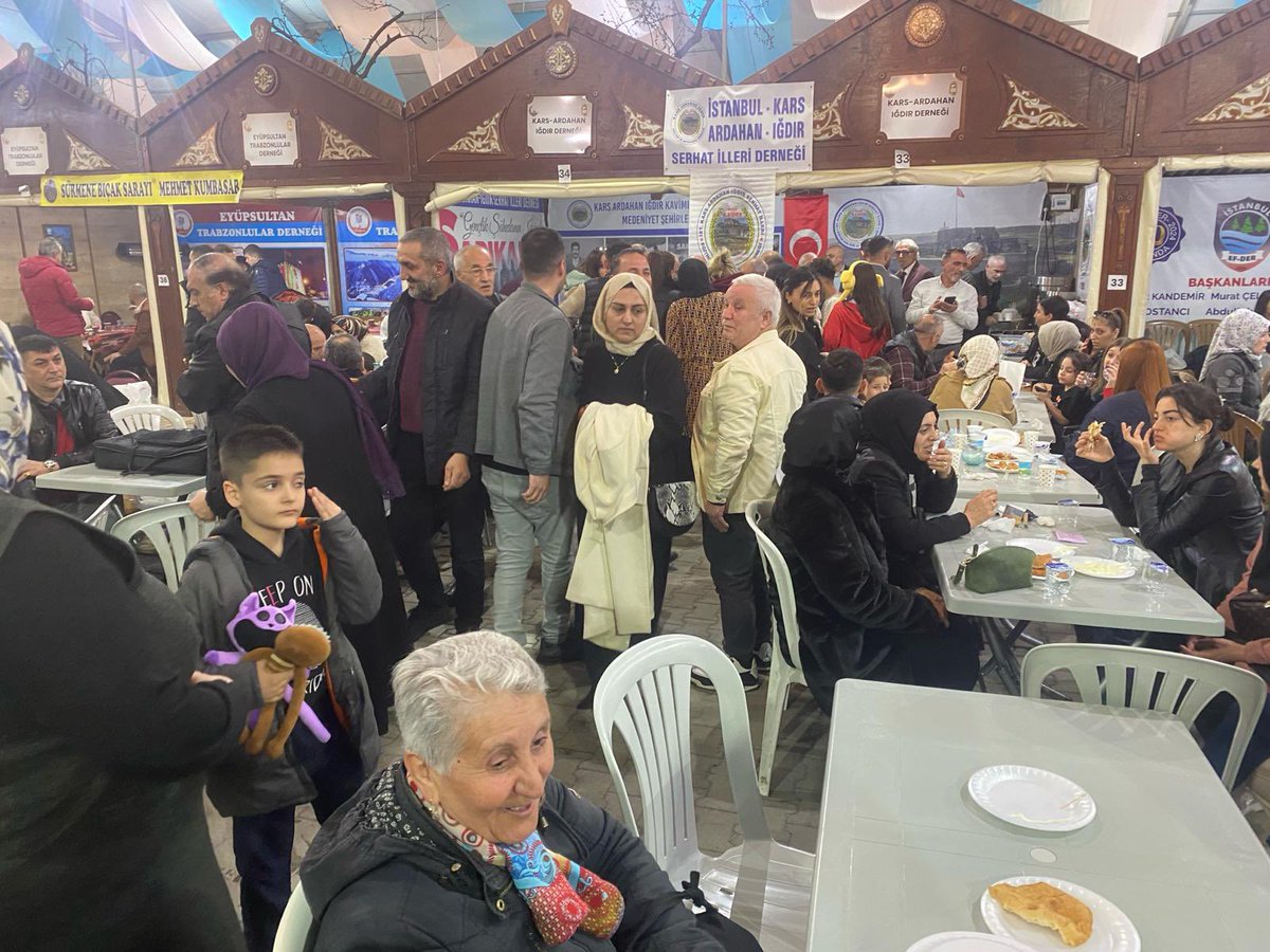 Belediye başkan adayımız <a href="/DenizKoken/">Deniz Köken</a> ile birlikte 
Kars-Ardahan-Iğdır Serhat İlleri Eğitim Kültür Ve Yardımlaşma Derneğimizin düzenlemiş olduğu iftar programına katılım sağladık. 
Rabbim tuttuğumuz oruçları kabul etsin.

<a href="/Muhmmtvanlioglu/">Muhammet VANLIOĞLU</a>