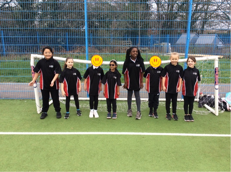 STEP_WhiteHouse's tweet photo. Our Year 3 girls rocked the field at the Football Festival hosted by Hailsham Primary Academy! 📷 Led by the one and only Mr. Fox, our amazing PE lead, they proudly showcased our brand-new White House kit!
Huge cheers to our talented team for their fantastic performance! https://t.co/E3LwmLl2Rx