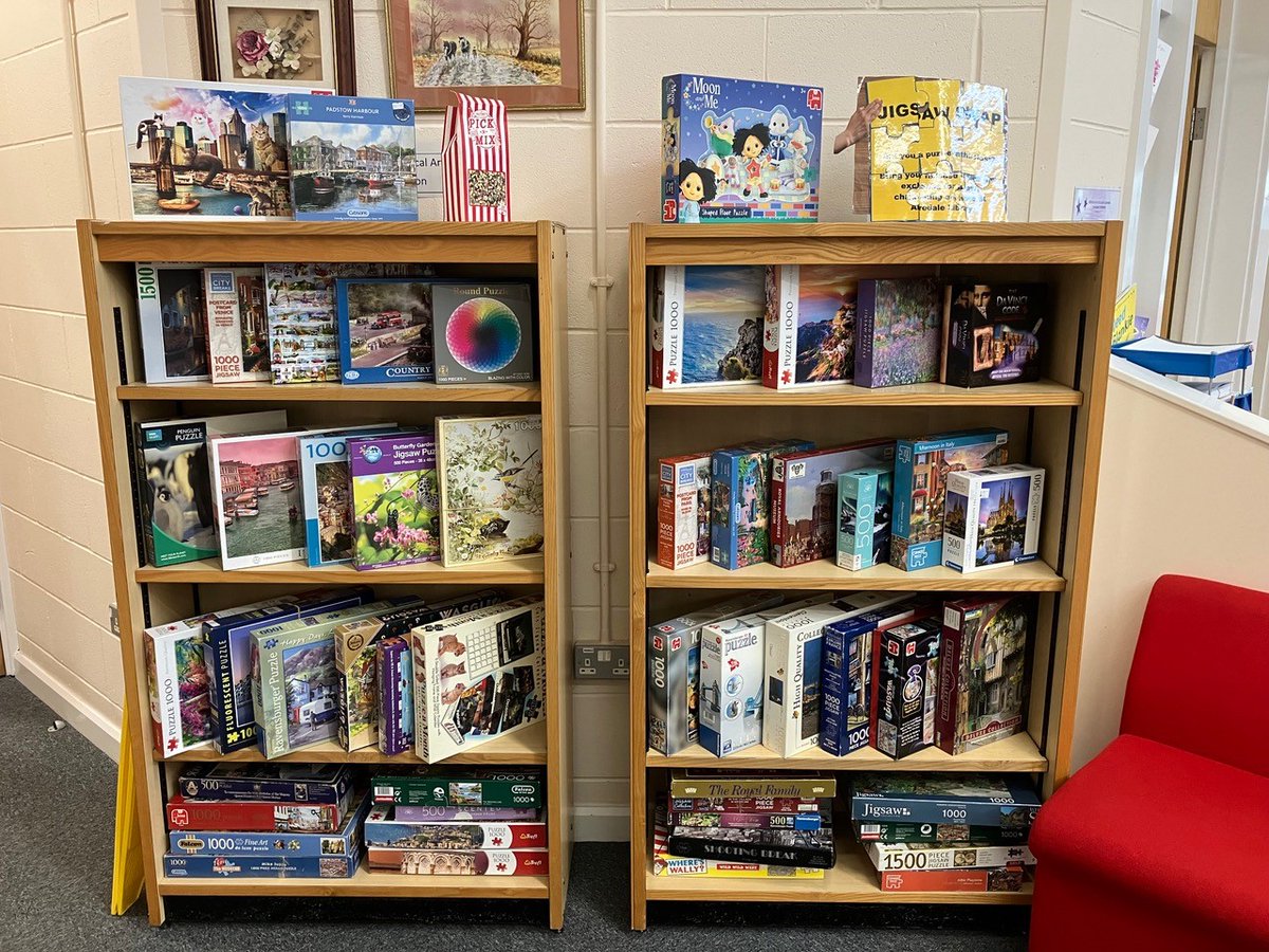 WFlibraries's tweet image. 🧩Did you know #AiredaleLibrary has a jigsaw swap?
Come along, borrow and return them!

#jigsaw #game #Airedale #thingstodo

@WFmuseums @mywakefield @wakefieldcivicsoc @WFDTogether @queensmillcas @pontefractreads @pontecastle @pontefractcivic @expwakefield @wakeymumbler