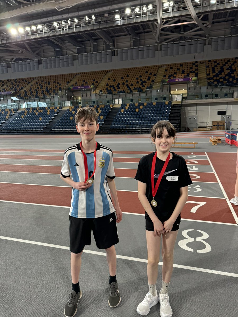 MissMullen22's tweet photo. Giant Heptathlon 2024🏃‍♀️🏃‍♂️

Well done to Knightswood’s amazing effort today! Coming home with 2 gold medals! 600m boys 🥇and standing long jump for the girls 🥇

Well done for everyone who took part you all absolutely smashed it🤩💪🏼@KnightswoodSec @pe_knightswood https://t.co/QJXad2TpXY