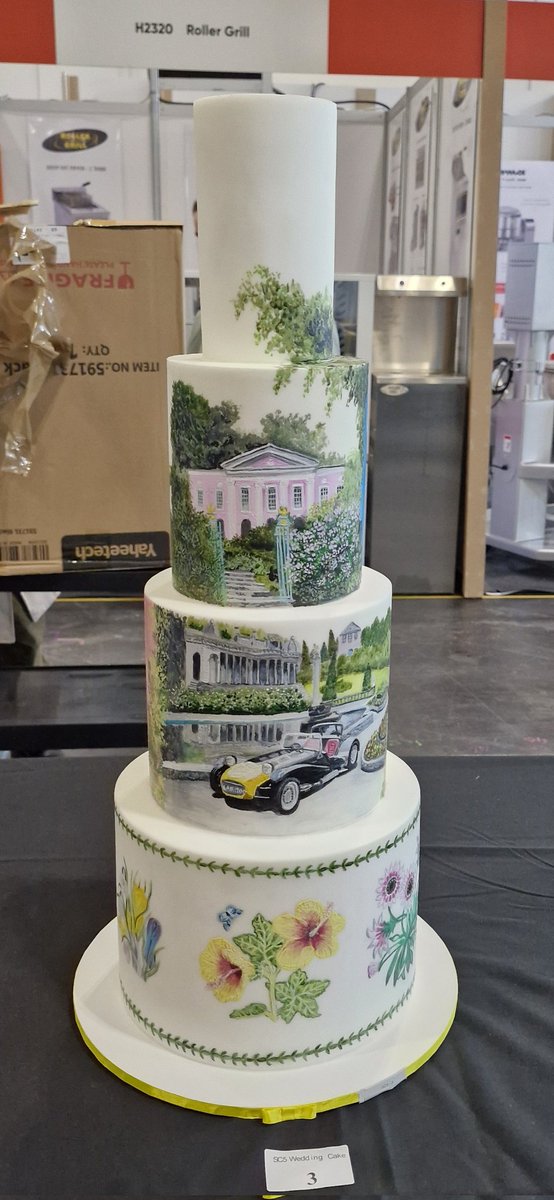 Nina's Cake Cabin tweet media