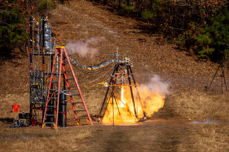 Georgia Tech’s student-run Yellow Jacket Space Program used Teensy to control their liquid oxygen/kerosene rocket engine Article by @IShJR pjrc.com/yj-1s-liquid-f… Video youtube.com/watch?v=e0MS8q…