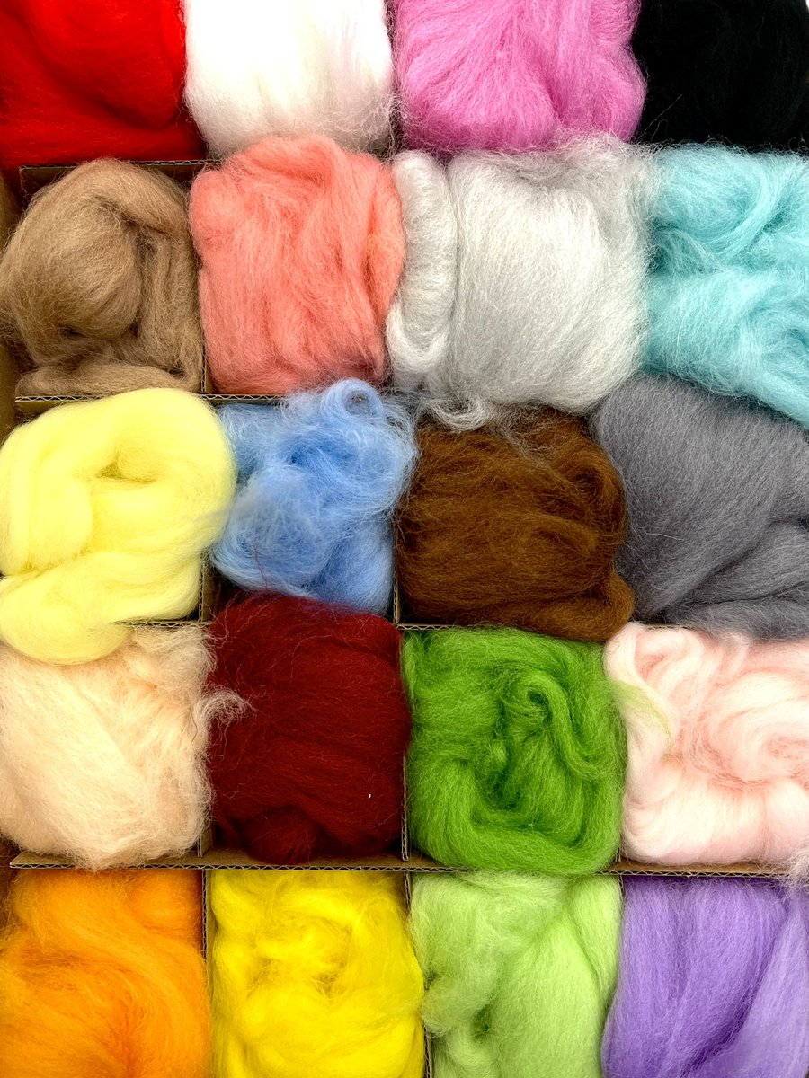 Miss Lang tweet media