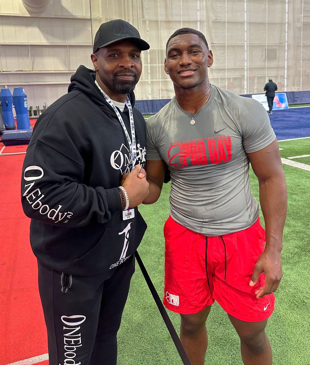 One Body By AJ Recovery Center super proud of @__vierr , @jeremiahjean11 & @Cedric02_ on a great Pro Day!! 
@OleMissFB 

#onebodybyajrecoverycenter #oxfordms #olemiss #olemissproday #promindset #ProDay