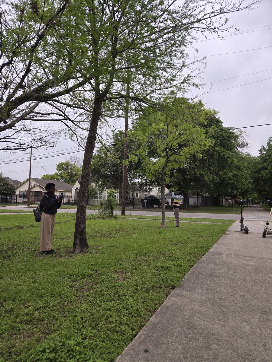 ColumbiaTap's tweet photo. One of the best ways to improve the Columbia Tap Trail is by learning lessons from our sister rail-trails across the city. Today, our intrepid team completed its tree canopy survey of the Harrisburg Trail in Second Ward, and begun work on a light survey. https://t.co/fzjgC6cjC0