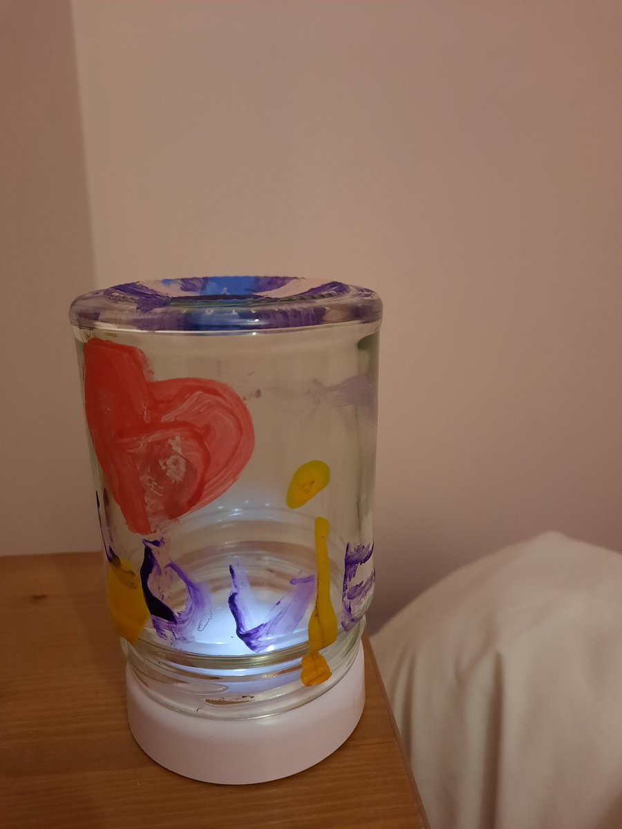 raspberryfluff's tweet photo. @MrBrowne12 Daisy asked to post this - she hopes you enjoy her nightlight! https://t.co/o4NUC0waLU