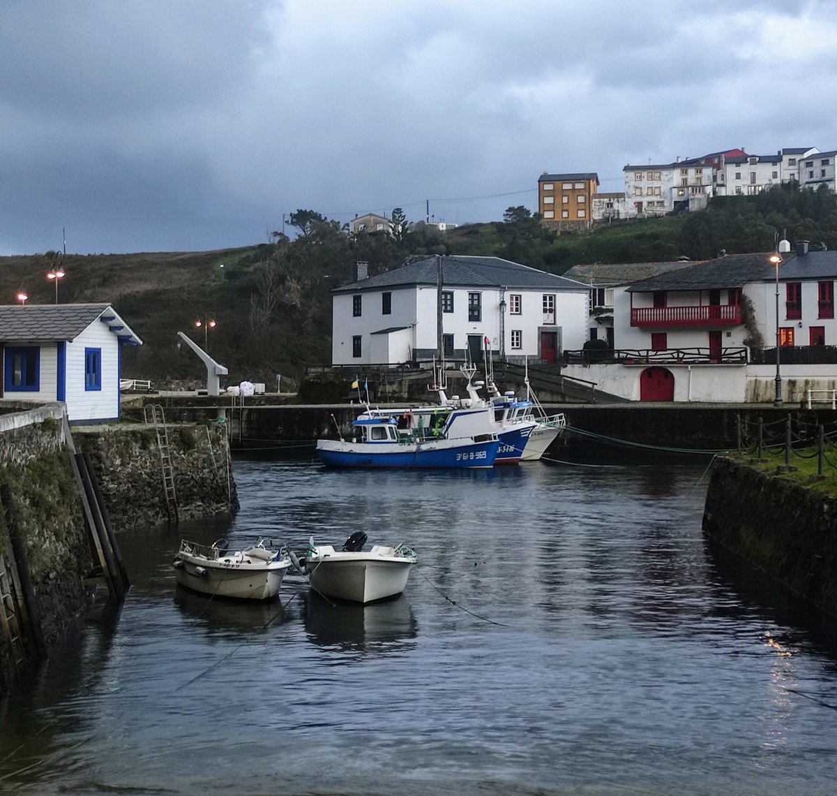 jirji_'s tweet photo. Aquí tamos #viavelez #elPorto #Asturias https://t.co/pCW7LVSdBj