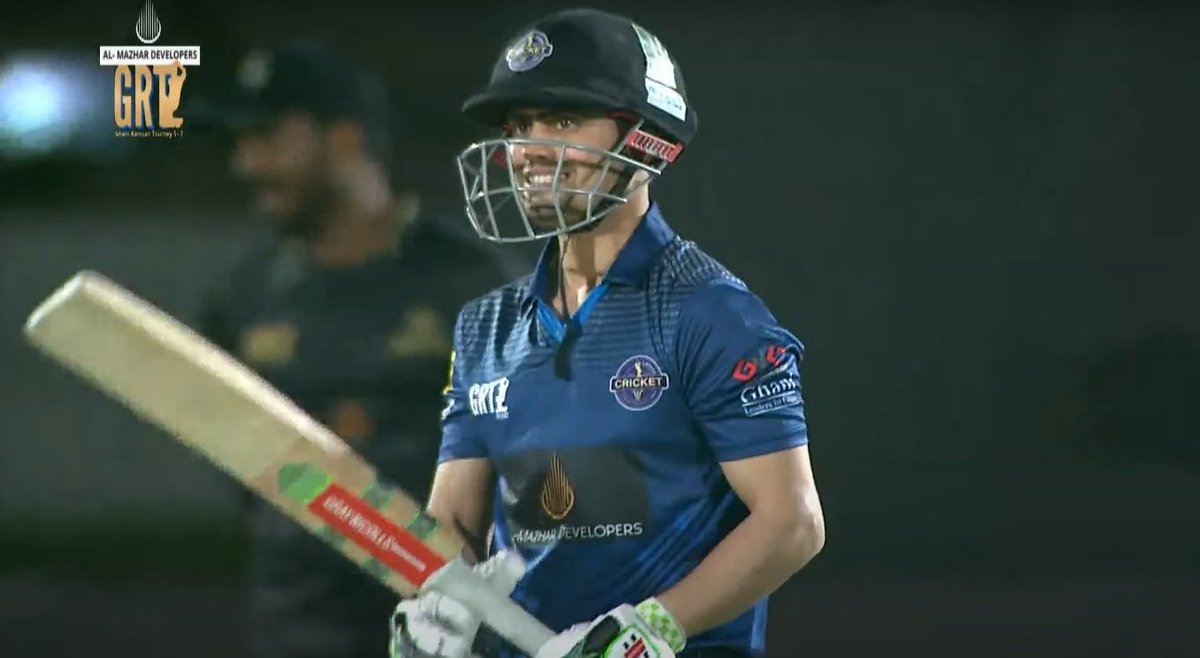 farooqamen80's tweet photo. Oh My Goodness WOW 🤗🥰
Babar Azam's younger brother Safeer Azam is playing tonight ❤️
Geo Super & Ghani Institute
#BabarAzam𓃵 #PakistanCricket #MIvsSRH #verydarkman #สมรสเท่าเทียม #baltimorebridge #BabarAzam #safeerAzam #TATAIPL https://t.co/OVU0Z9QIvL