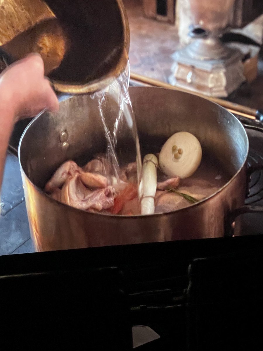 eatinglasvegas's tweet image. Food movie alert! 
If you missed “The Taste of Things” in theaters, you’ll have to wait for it to come to streaming before you witness the ultimate in #foodporn.
Added bonus: Pierre Gagnaire’s cameo as a master 🧑‍🍳. ⁦@PierreGagnaire⁩ 👏🥂🍾🇫🇷
#typecasting 😉