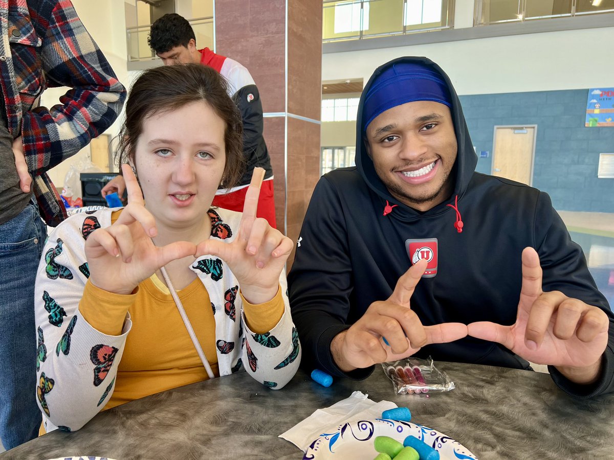 Munir McClain tweet media