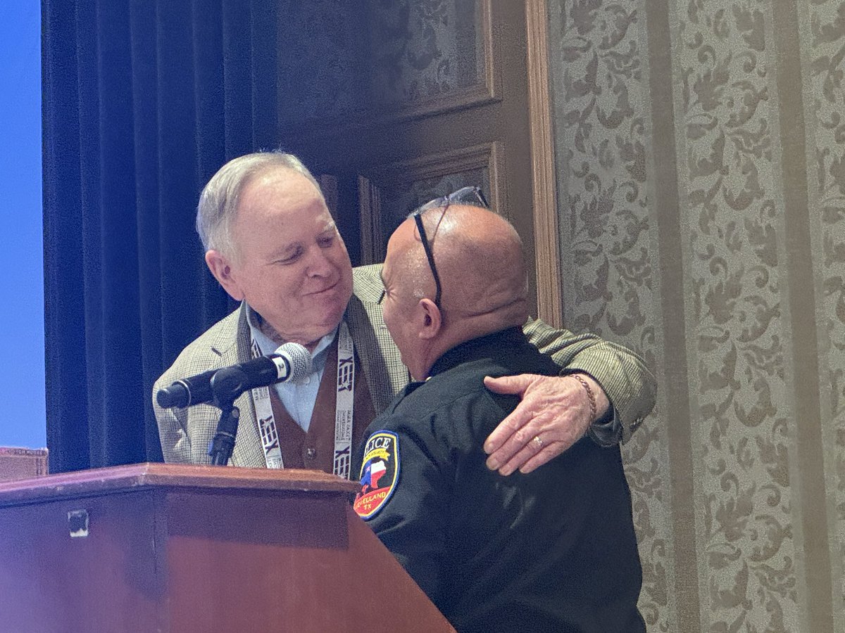 TXPoliceChiefs's tweet image. Today, we celebrated Chief James McLaughlin&apos;s remarkable dedication to the TPCA! After decades of service, he&apos;s embarking on a well-deserved retirement, yet his commitment endures as our esteemed general counsel.  Thanks for your invaluable contributions and leadership!  #TPCA