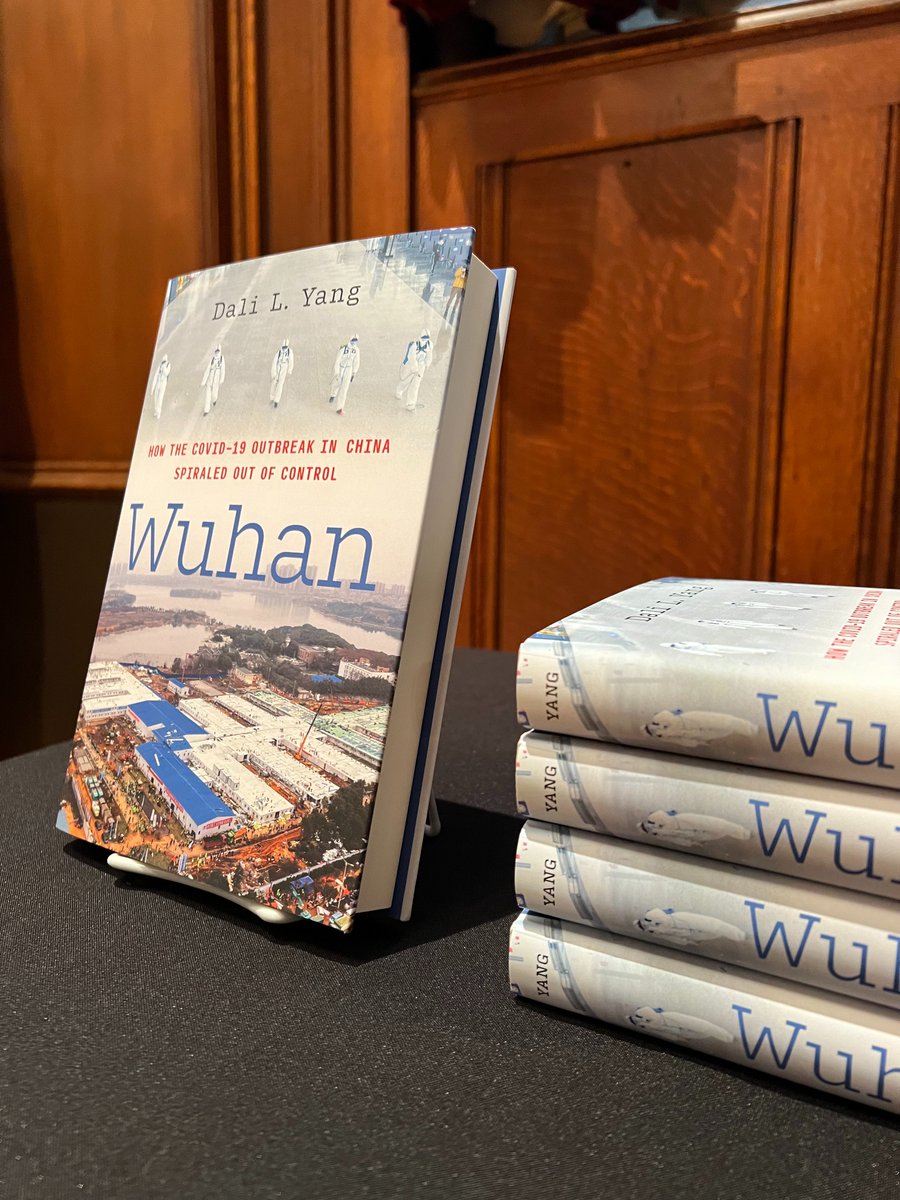 This week we hosted author Dali L. Yang
to discuss his book Wuhan: How the COVID-19
Outbreak in China Spiraled Out of Control. The evening
was filled with inciteful questions, lively conversation,
and ended with a book signing from the author!

#ihouse #internationalhouse