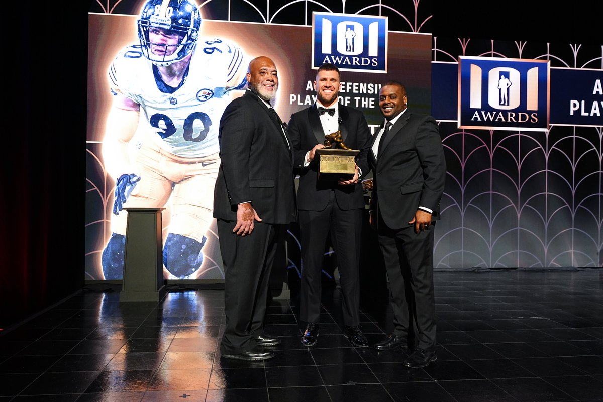 The Premier team always looks forward to managing the NFL 101 Awards and this year's event certainly didn't disappoint. Our team thoroughly enjoyed working with this year's award winners, co-hosts & presenters in Kansas City.