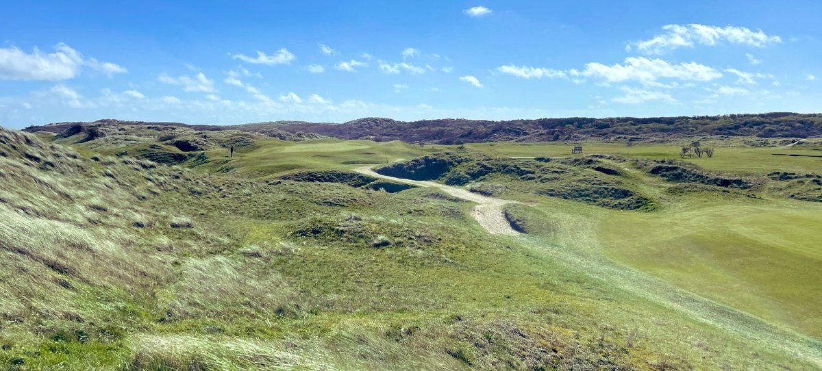 An invite to play @TheRyeGolfClub … one of my favorite days of #golf in 🏴󠁧󠁢󠁥󠁮󠁧󠁿… truly the definition of traditional links and firm turf …. Avoid the “Ryebrows” on the epic 7th!!! #golftwitter