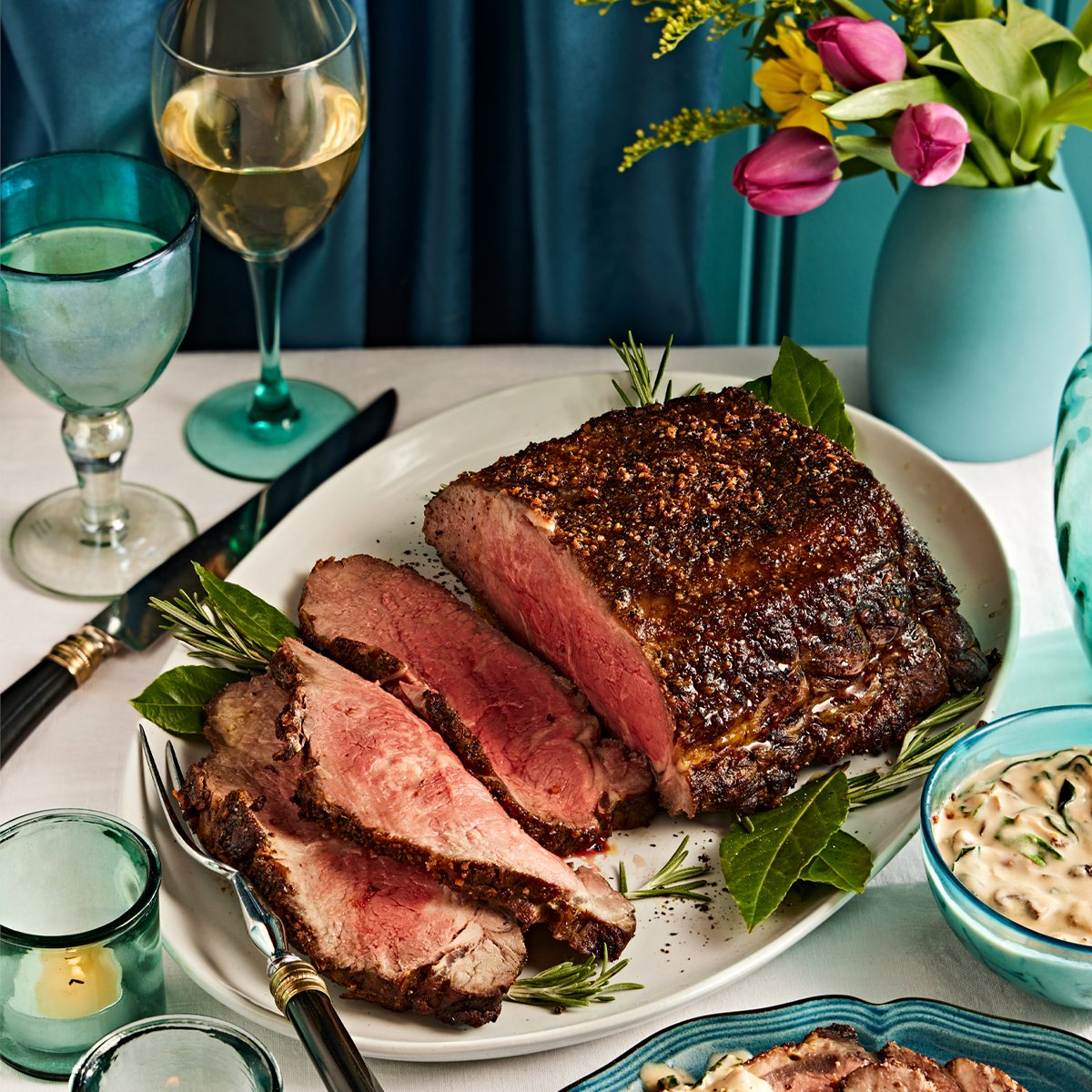 ‘Meat’ the star of your Easter feast! This Roast Striploin with Creamed Mushrooms & Spinach recipe will dazzle your taste buds and steal the show at your table. And right now, just in time for Easter, this top seller is 30% off! Try the recipe here: longos.com/recipes/roast-…