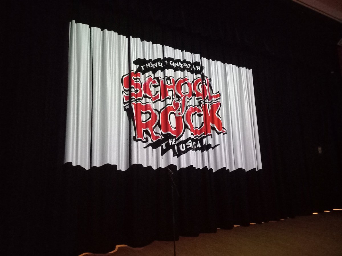 Our last night of We Will Rock You is about to begin! #ILoveLivo #LivoFamily