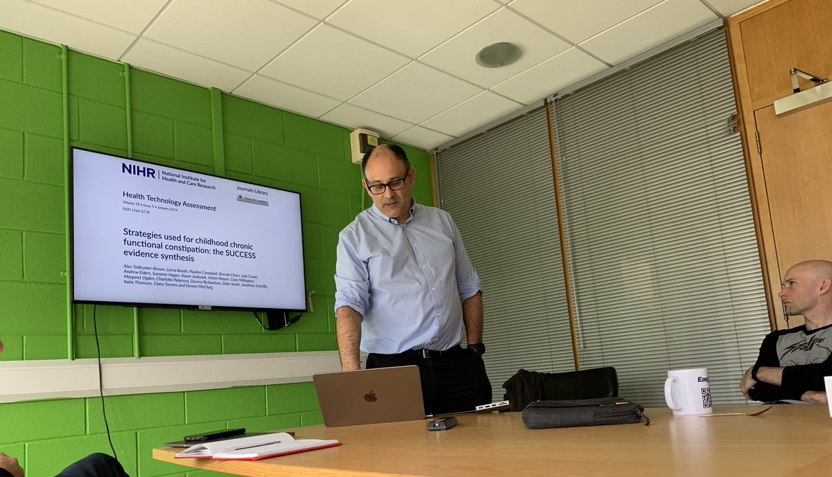 Many thanks to Dr Johnathan Sutcliffe from Leeds for visiting our Centre and giving an excellent seminar on his research. Thanks also to @Bernard_T_Drumm for organising .