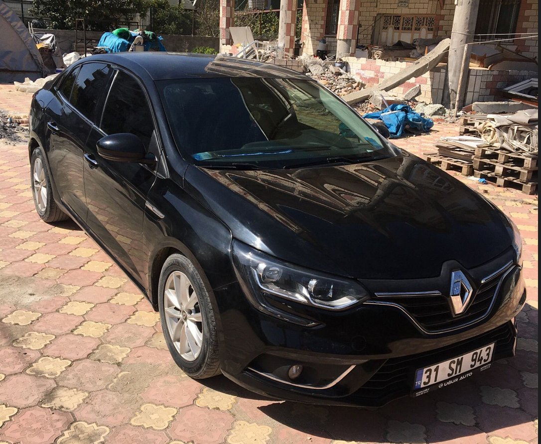 a_simurg_a's tweet photo. Depremden tesadüfen sağlam bir şekilde çıkan, Antakya'daki çukurlu,bozuk yollardan nasibini bolca alan Kara Kartal Konya'ya satıldı
Bu aracı canım yeğenlermi gezdirirken dinledikleri en sevdikleri şarkı Devamke ile hatırlayacağm
Yolun açık olsun "31 SM 943"
@odun__bey @Snmzswil https://t.co/NCuVV9xDMb
