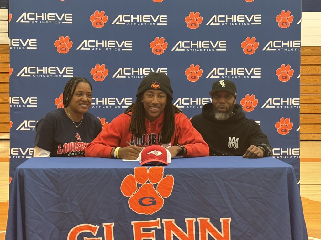 GlennFootball14's tweet photo. Congratulations to Quran Miller @quan1019 on his commitment to Louisburg College @Louisburg_FB ! #DW4L https://t.co/ZhmRovsbrw