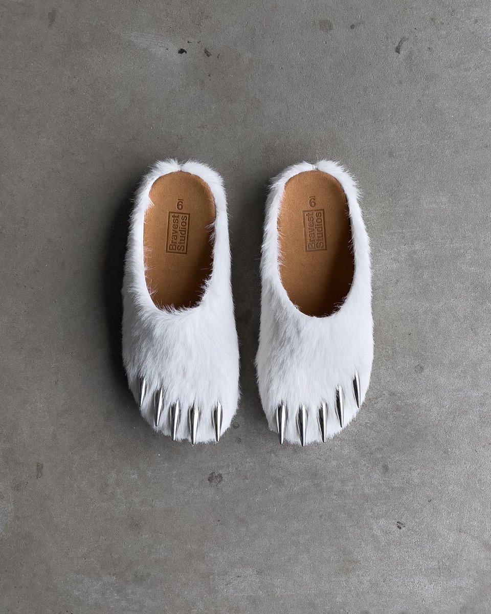 fashionsdrops's tweet photo. Bravest's Polar Bear Claws, 2024

Releasing on March 29th at https://t.co/cgeC98TkyV https://t.co/xH0pmPdh57
