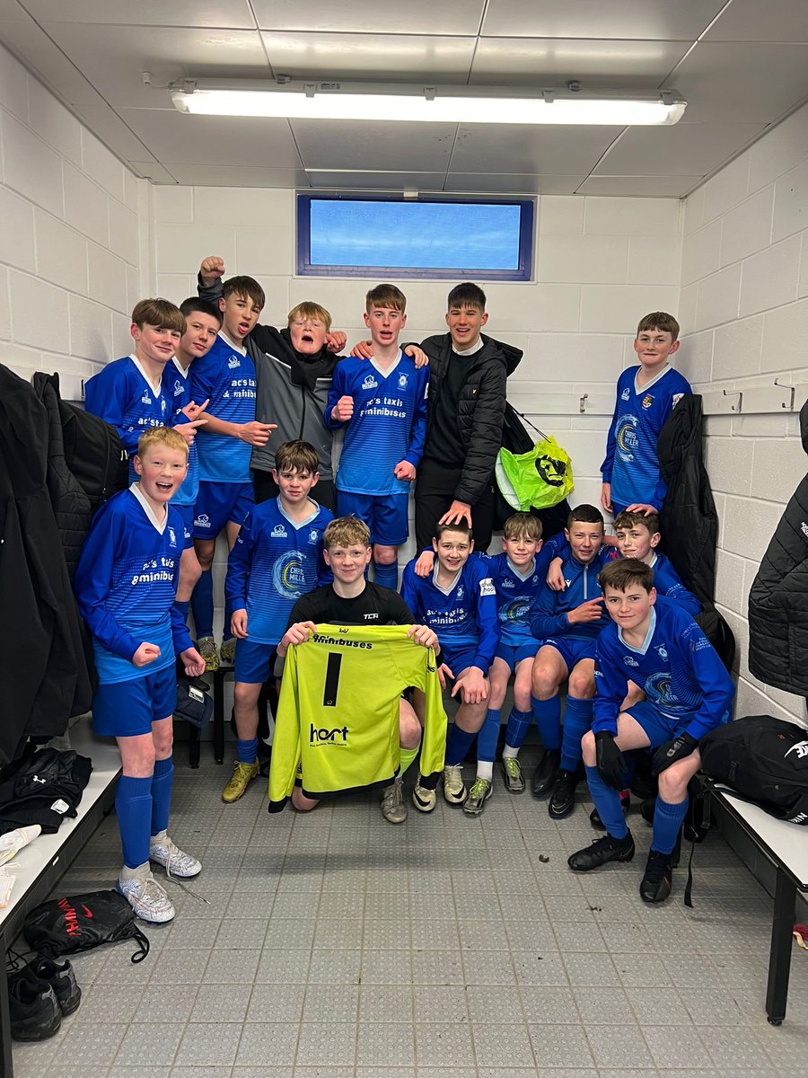 Congratulations to our U14 boys football team who have now been crowns league champions ⚽️👍🏻. 

Well done boys! Great Achievement.