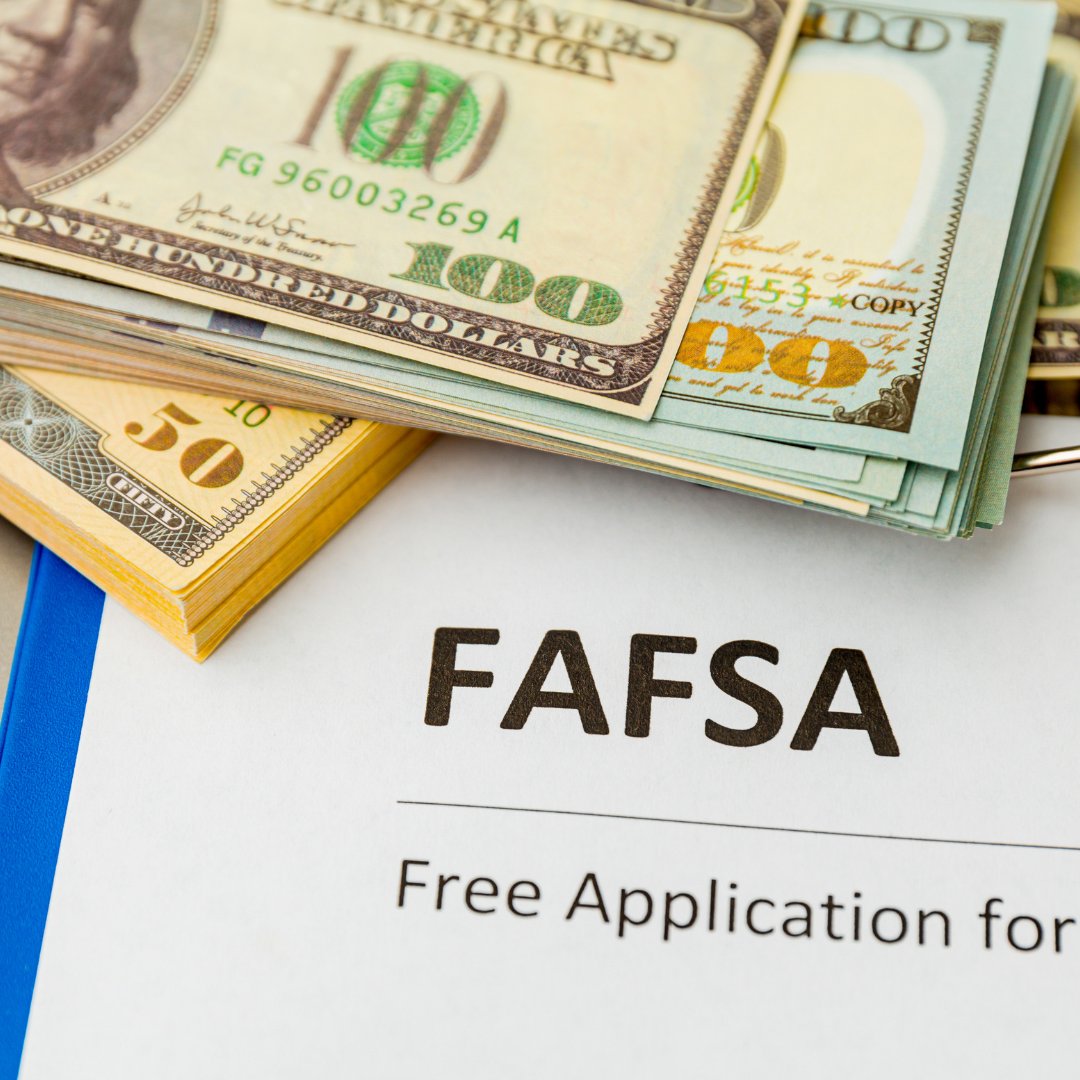 📣 Exciting news for students! Governor Newsom signed AB 1887 extending the FAFSA deadline to May 2! Thanks to Assemblymember Cervantes for championing this bill. Don’t miss this chance to secure financial aid for your education! See your counselor today! 🎓 #CollegeOpportunity