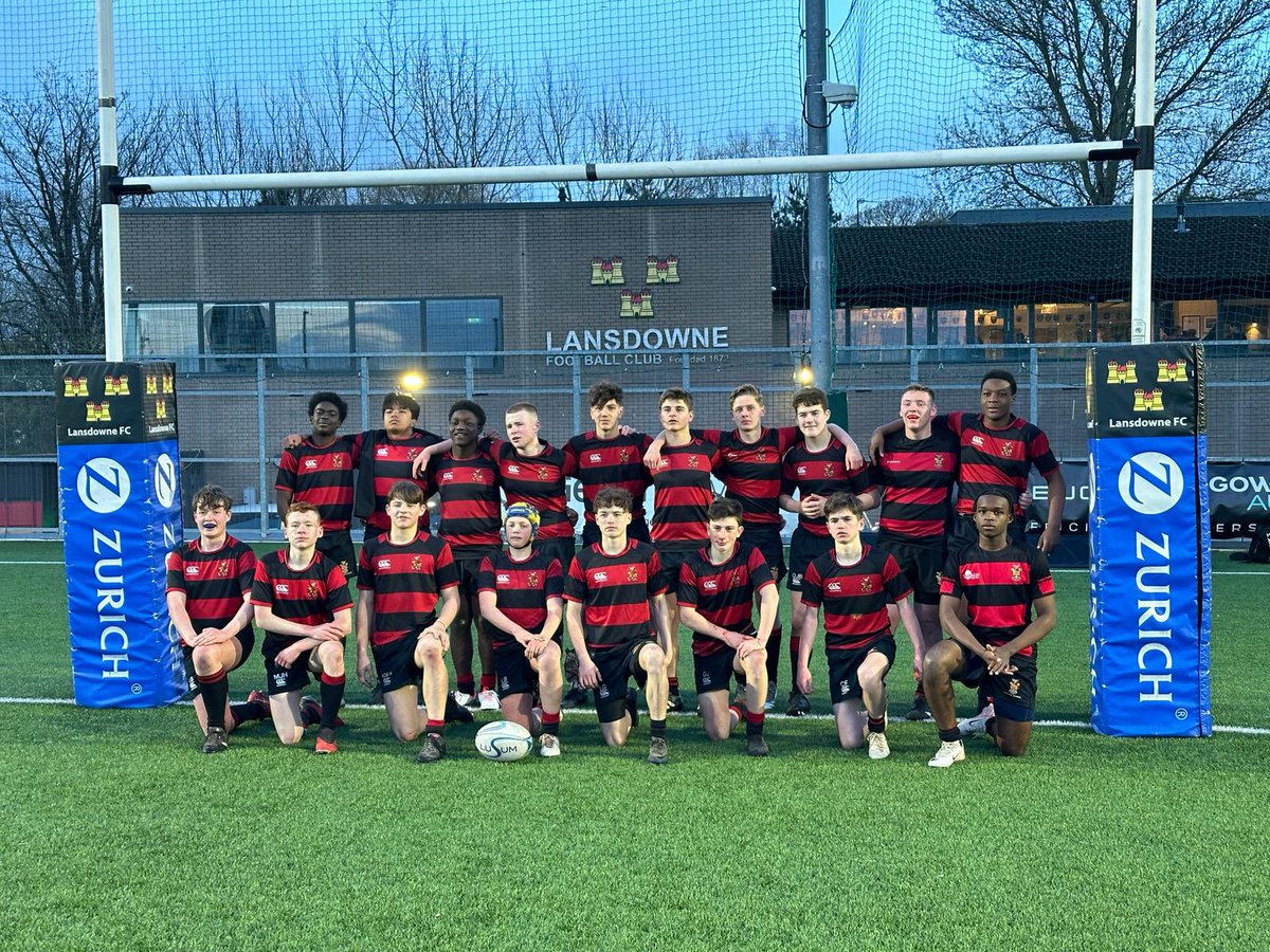 CampionSchoolAD's tweet photo. Our year 10s enjoyed their second game of the tour played next to the Aviva Stadium. 2 great games with a win for each side. The boys return tomorrow after a fantastic trip. Thanks to our hosts @lansdowneFC for their wonderful hospitality 🏉🇮🇪 https://t.co/T9zXAXucva