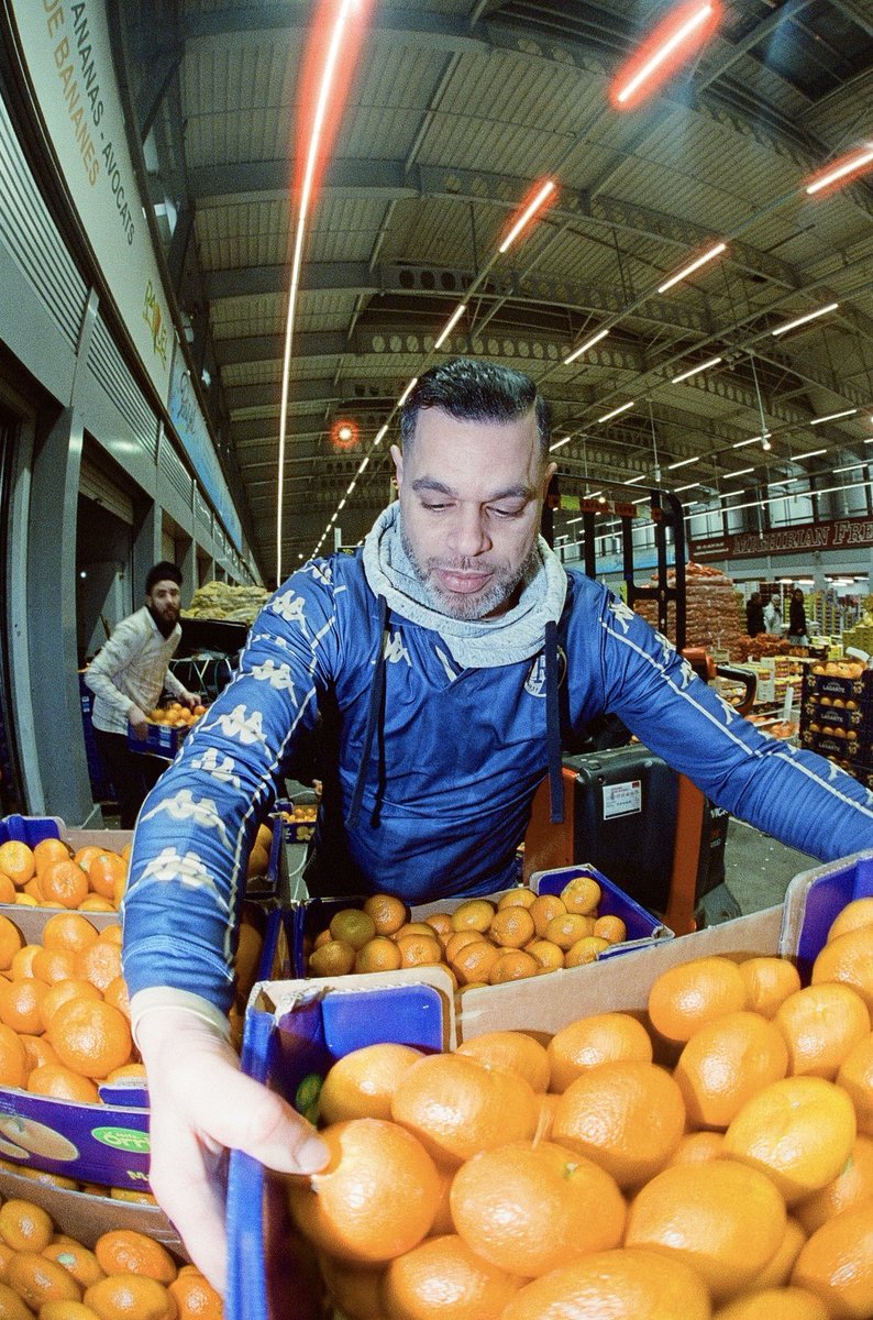 lnstantFoot's tweet photo. L'US Rungis, club de la ville qui accueille le marché international de Rungis, a choisi KAPPA pour dévoiler ses nouveaux maillots. ✨🤩

Ils sont aussi exquis qu'une salade de fruits en été. 🍓🍋

Mention spéciale aux talentueux photographes : @sabsinghh & @bstn94 qui ont parfaitement su sublimer ces maillots. 📸