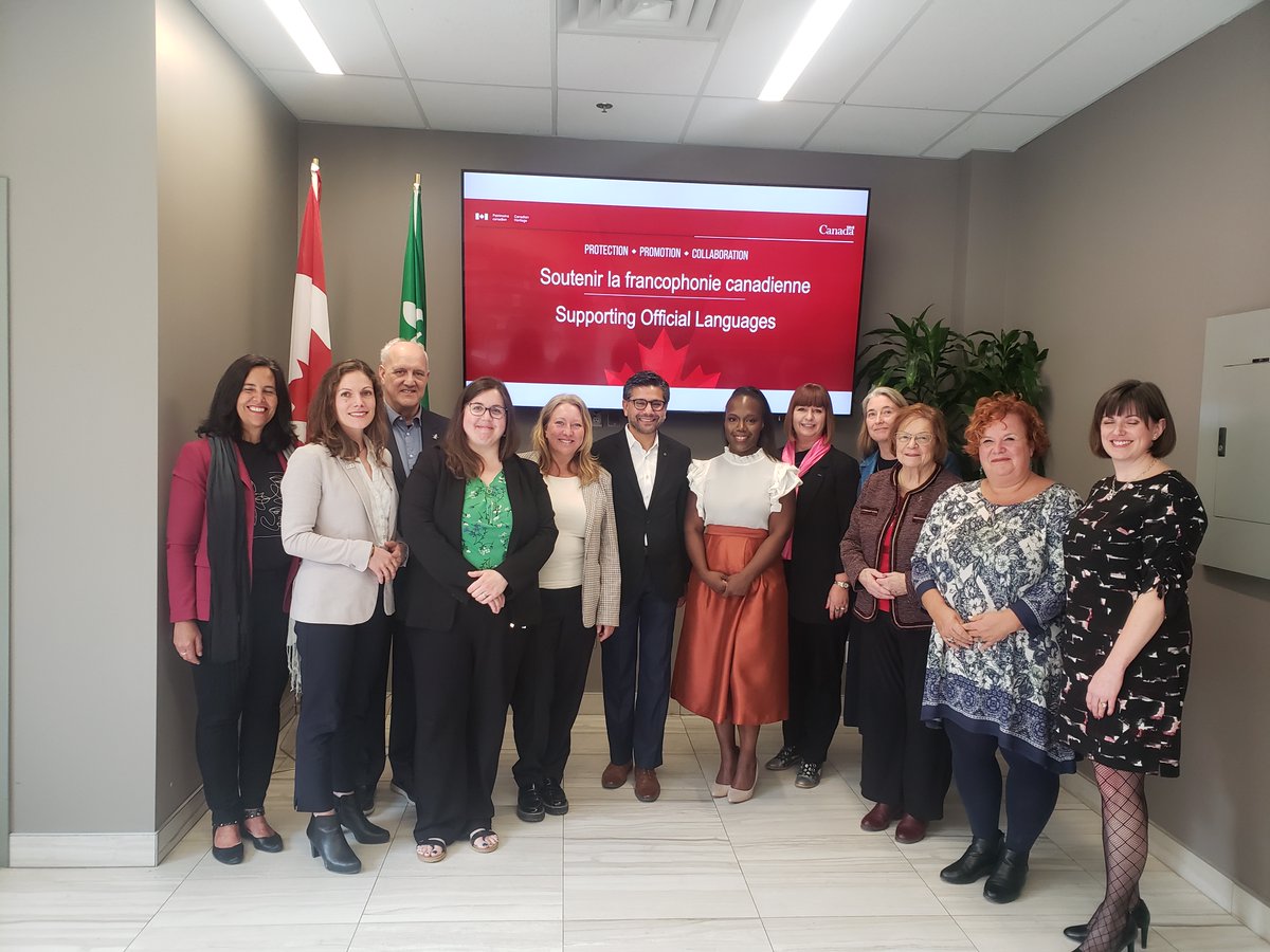 francaisavenir's tweet photo. Importants investissements annoncés dans les organismes de langue officielle avec @Yasir_Naqvi, @mflalonde, et @MonaFortier. Notre gouvernement réitère l’importance des langues officielles et le rôle qu’elles jouent dans l’unité canadienne.

Merci @Patrimoinecdn! https://t.co/KvOB7y1TEt