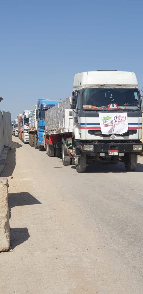 Water supply for Gaza: 4 Mobile desalination units that were donated by @UNICEF were transferred to Gaza. These units provide water to tens of thousands of residents in the Rafah area. Currently, there are dozens of liters of water per person a day in Gaza.