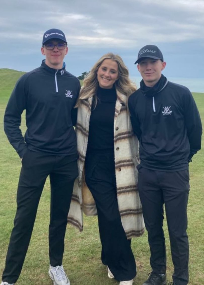 Gwych oedd gweld yr eitem am dîm golffwyr Clwb Yr Wyddgrug heno ac  i Sion ac Aled am siarad mor dda. It was great to see the item about the young golfers from Mold Golf Club on ‘Heno’ tonight and to Sion and Aled for speaking so well. Da iawn chi!👏🏻👏🏻👏🏻