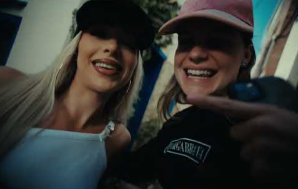 BGSoundEdit's tweet photo. Fotos del videoclip de SexeSexy https://t.co/pI4HEUqmlx