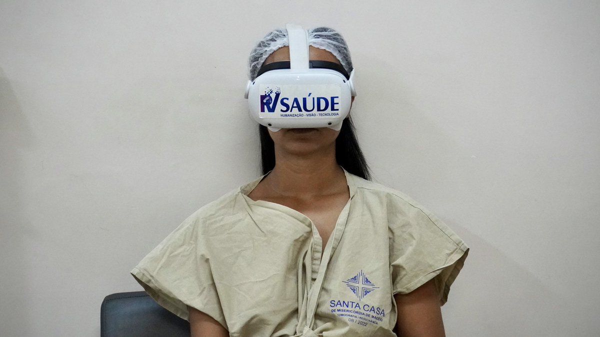 SantaCasaMaceio's tweet image. Nesta semana, aconteceu o treinamento da equipe assistencial para utilização de óculos de realidade virtual nos pacientes que irão fazer o exame de ressonância magnética. Segue o fio 🧶 

#RealidadeVirtual #Exames #RessonanciaMagnetica #SantaCasaMaceio #Saude #Tecnologia