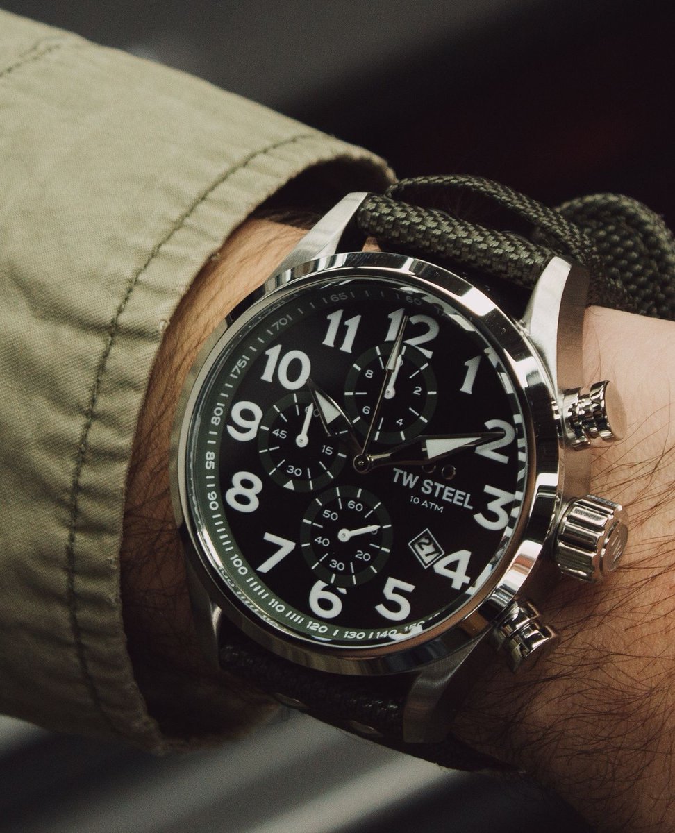 twsteel's tweet photo. Elevate your wrist game with the Volante-inspired masterpiece. From its 45mm steel case to its elite textile strap, it's a tribute to racing excellence. Model: VS23.
#TWSteel #VolanteCollection #Watch https://t.co/1Aw7G3Y50I