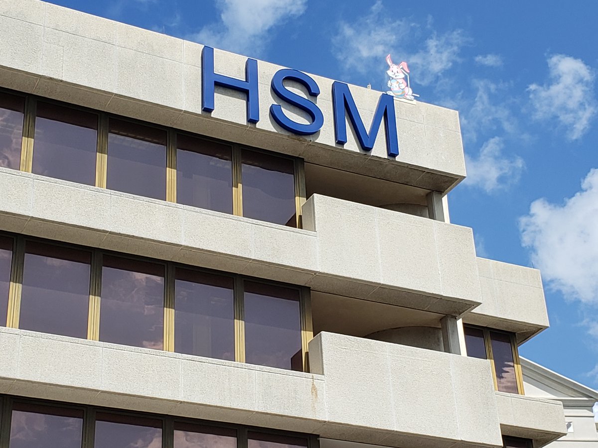 HSMChambers's tweet photo. Please note that our offices will be closed on the following days in observance of the #CaymanIslands public holidays: Friday, 29 March and Monday, 1 April. We wish you all a wonderful Easter weekend. https://t.co/1JcFanueij