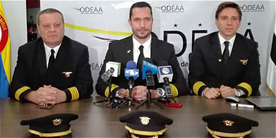 sinergiabpo's tweet photo. Tráfico aéreo normal, tras anunciarse la operación reglamento https://t.co/KxebHmmFrP https://t.co/T7LnaDIMwU