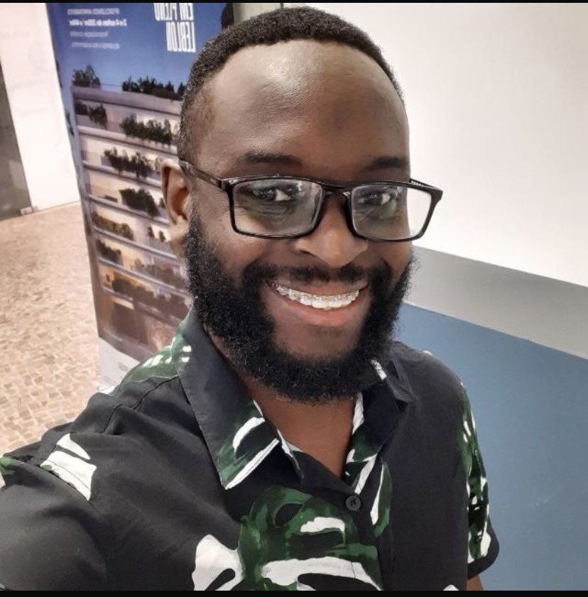 llarissalessa's tweet photo. 🚨EXPOSED CHRISLAIN: Descobrindo que o africano que eu ficava tinha um relacionamento de 5 anos e aplicou golpe do amor em várias mulheres 🚨 https://t.co/0QARj8yulF