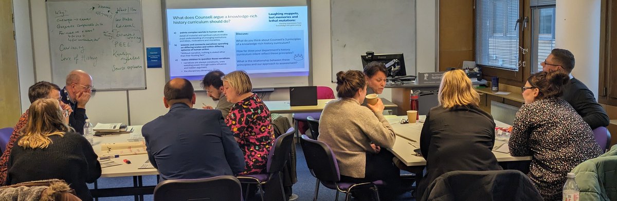 Brilliant professional discussions on assessment with #EastMids #historyteacher s at <a href="/UoN_ITE/">UoN Teacher Training</a> #SIG tonight. Especially pleased to welcome <a href="/DrSarahHolland/">Dr Sarah Holland</a> from <a href="/UonHistory/">UoN History</a> who provided different perspective &amp; <a href="/ChrisGilmore/">Chris Gilmore</a> 's mini-me (&amp; future history teacher) who was a delight!